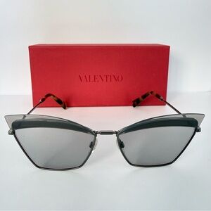 NEW!!! Valentino Garavani women sunglasses VA2029 3039/87 Authentic Retail 350$